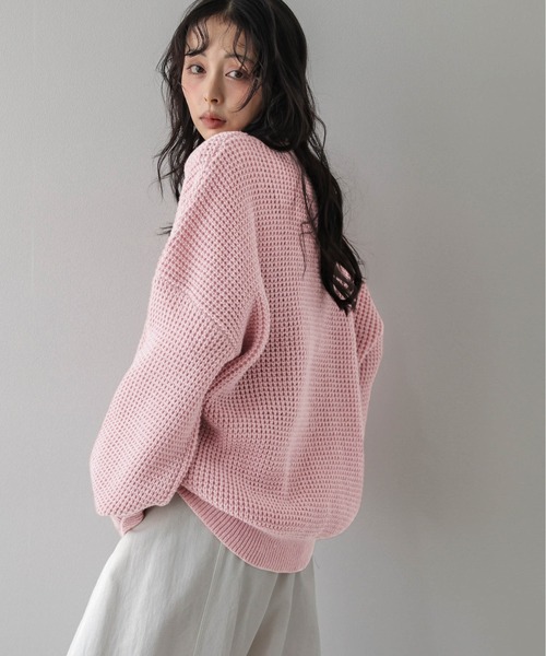 La-gemme(ラジェム)の「ワッフルニットプルオーバー/ゆったりシルエット/リラクシー(ニット/セーター・レディース・グレー/ピンク/ブラック/ベージュ・フリー)」の20枚目の写真