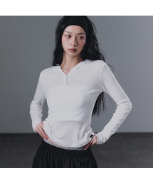 リエナフードボタンTシャツ