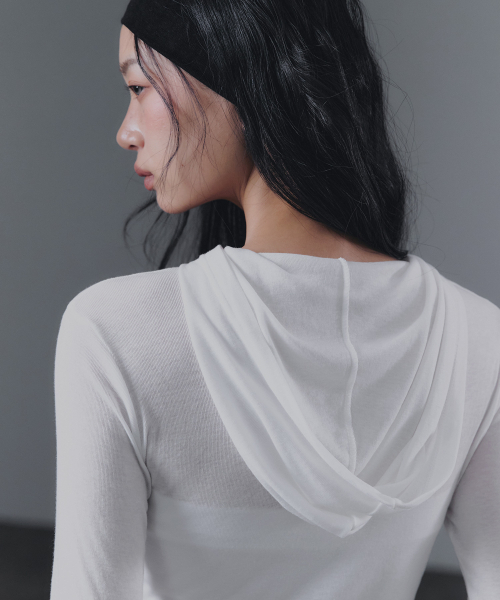 GROWHIDE(グロウハイド)の「リエナフードボタンTシャツ(パーカー・レディース・アイボリー/ブラック/チャコールグレー・FREE)」の14枚目の写真