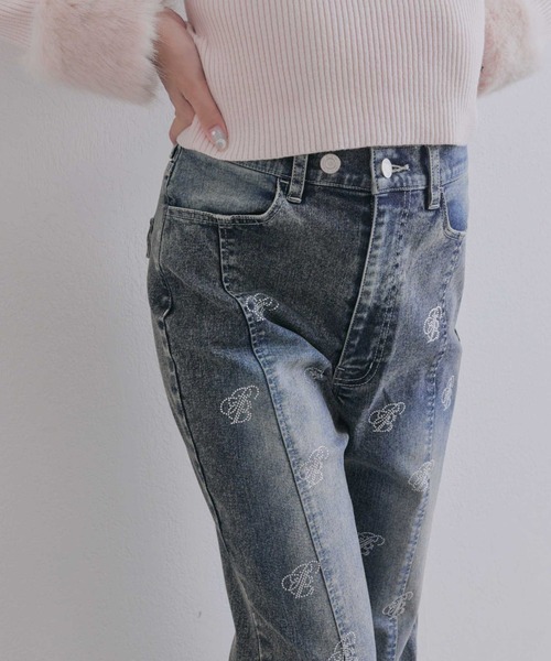 OLIVE des OLIVE(オリーブデオリーブ)の「キラキラモノグラムストレッチデニムパンツ(デニムパンツ・レディース・サックスブルー/ネイビー・MEDIUM/SMALL)」の20枚目の写真