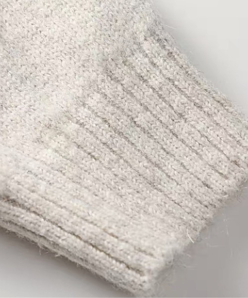 U:UME(ユーム)の「Fake Two Shirt Stitching Sweater(ニット/セーター・メンズ・グレー/ライトグレー/アイボリー/グリーン・MEDIUM/LARGE/X-LARGE/XX-LARGE)」の6枚目の写真