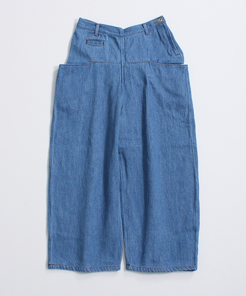 bulle de savon（ビュルデサボン）の「＊ルーズデニム　大きなポケット パンツ（デニムパンツ・レディース・サックスブルー/ホワイト/ネイビー・FREE）」の3枚目の写真