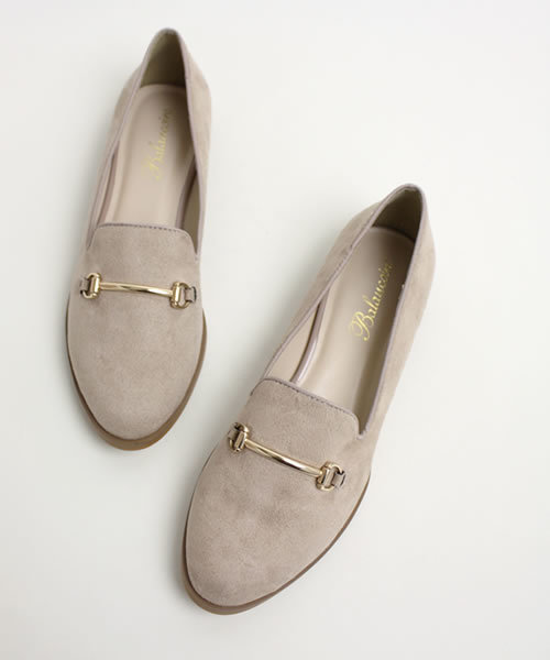 Balancoire（ブランコアール）の「ゴールドビットスエードシューズ（ローファー・レディース・ブラック/キャメル/ベージュ/ブラウン/カーキ/ダークベージュ/ブラック系その他/ネイビー/パイソン/グレイッシュベージュ/ブラウン系その他/チェック/ブルーグリーン/ブラック系その他2/ブラウン系その他2・LL/L/S/M）」の7枚目の写真