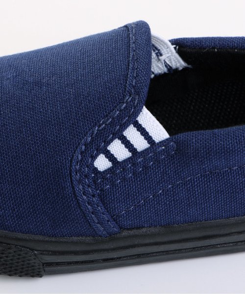 Ampersand(アンパサンド)の「ベビースリッポン(スリッポン・キッズ・ブラック/マスタード/ネイビー/ピンク/カーキ/グレー・15 /14.5/14/13.5/13)」の12枚目の写真