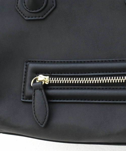 Luz Llena（ラズレナ）の「ヌバック調コンビボストンバッグ（ショルダーバッグ・レディース・ブラック/ブラウン・ﾌﾘ-）」の13枚目の写真