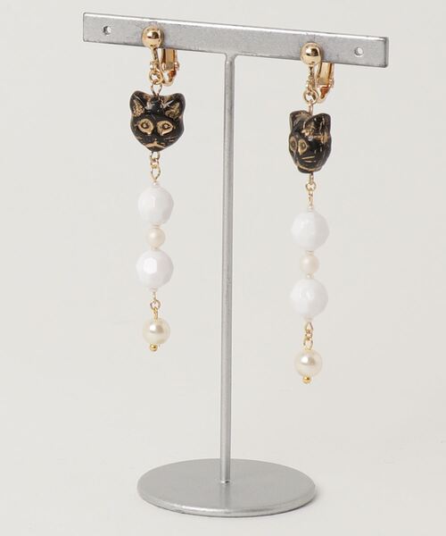 TONE SELECT GOODS(トーンセレクトグッズ)の「【tschuss(チュース)】ねこ イヤリング(イヤリング・レディース・ブラック/ホワイト/クリア/ゴールド/グレー/ホワイト系その他・FREE)」の3枚目の写真