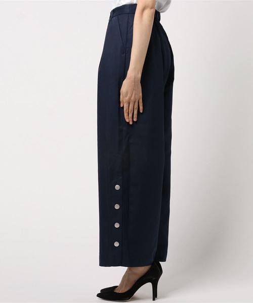 POU DOU DOU（プードゥドゥ）の「サイドスリットボタンパンツ（その他パンツ・レディース・ネイビー/グリーン/ライトベージュ・3）」の4枚目の写真