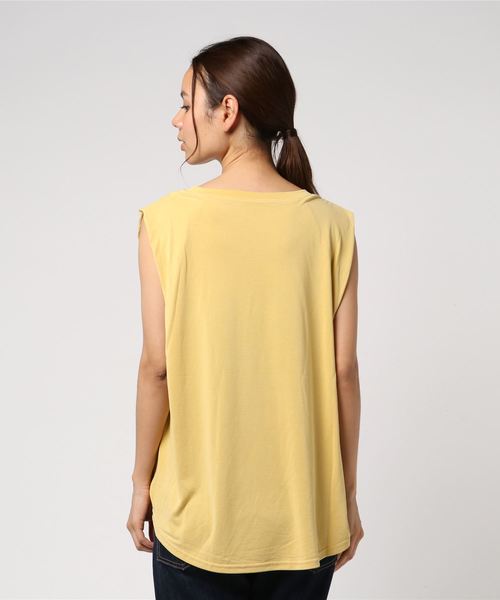 RIVE DROITE（リヴドロワ）の「モダール混タックカットソー（Tシャツ/カットソー・レディース・イエロー/ライトグレー/チャコールグレー・FREE）」の5枚目の写真