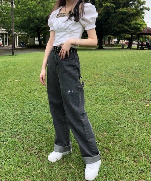 SPINNS（スピンズ）の「２ホール合皮ハトメベルト/ロング（ベルト・レディース・ブラック/ホワイト・ONESIZE）」の9枚目の写真