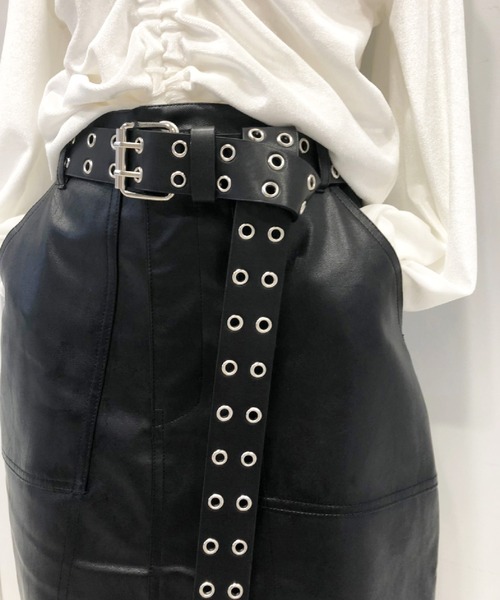 SPINNS（スピンズ）の「２ホール合皮ハトメベルト/ロング（ベルト・レディース・ブラック/ホワイト・ONESIZE）」の14枚目の写真