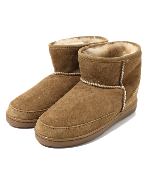 goa(ゴア)の「【MINNETONKA】SHEEPSKIN BOOTS(ANKLE PUG)(ブーツ・レディース・ブラック/グレー/キャメル・6/7/8)」の1枚目の写真
