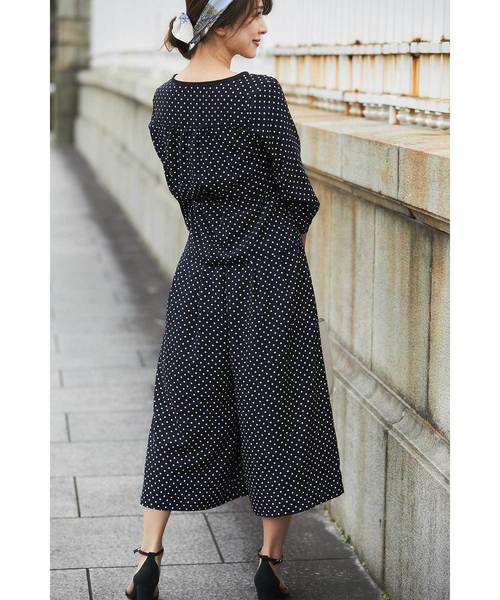 12Twelve Agenda(トゥエルブ アジェンダ)の「ジョーゼットウエストギャザースカーチョ(その他パンツ・レディース・ネイビー/ブルー/ピンクベージュ・M)」の4枚目の写真