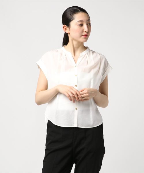 NOLLEY’S（ノーリーズ）の「[新色追加]ガスボイルメタル釦ブラウス（シャツ/ブラウス・レディース・グリーン/ホワイト/ラベンダー/キャメル/ピンク/ネイビー/ブラウン・38/36）」の14枚目の写真