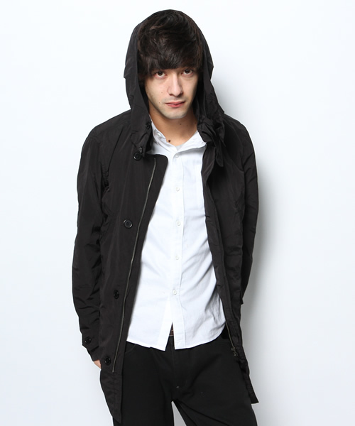 PLST（プラステ）の「Ｍen フード付ミリタリーステンカラーコート（ステンカラーコート・メンズ・ダークネイビー/ブラック・X-LARGE/SMALL/MEDIUM/LARGE）」の12枚目の写真