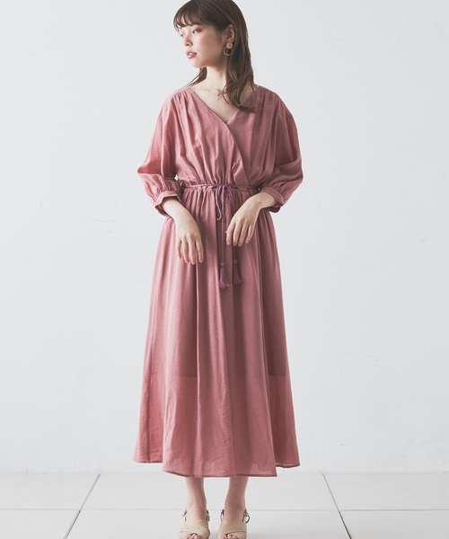 natural couture（ナチュラルクチュール）の「タッセルベルト付きカシュクールワンピース（ワンピース・レディース・ピンク/ブラック系その他/グレイッシュベージュ/ベージュ/ミント/ピンク系その他・FREE）」の7枚目の写真