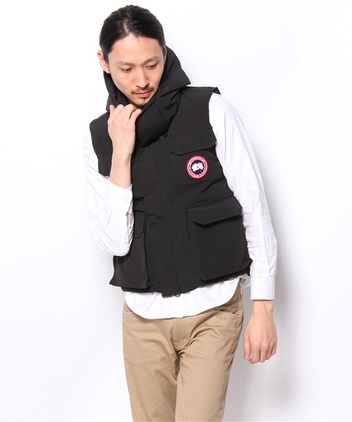 AMERICAN RAG CIE(アメリカンラグシー)の「CANADA GOOSE ダウンベスト【HUDSON】116-CGS-HUDSON(ダウンベスト・メンズ・ブラック/カーキ/ネイビー・X-SMALL/SMALL)」の2枚目の写真