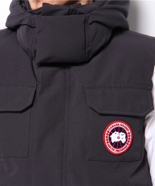 AMERICAN RAG CIE(アメリカンラグシー)の「CANADA GOOSE ダウンベスト【HUDSON】116-CGS-HUDSON(ダウンベスト・メンズ・ブラック/カーキ/ネイビー・X-SMALL/SMALL)」の8枚目の写真