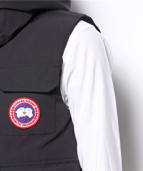 AMERICAN RAG CIE(アメリカンラグシー)の「CANADA GOOSE ダウンベスト【HUDSON】116-CGS-HUDSON(ダウンベスト・メンズ・ブラック/カーキ/ネイビー・X-SMALL/SMALL)」の9枚目の写真