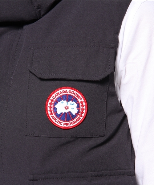 AMERICAN RAG CIE(アメリカンラグシー)の「CANADA GOOSE ダウンベスト【HUDSON】116-CGS-HUDSON(ダウンベスト・メンズ・ブラック/カーキ/ネイビー・X-SMALL/SMALL)」の11枚目の写真