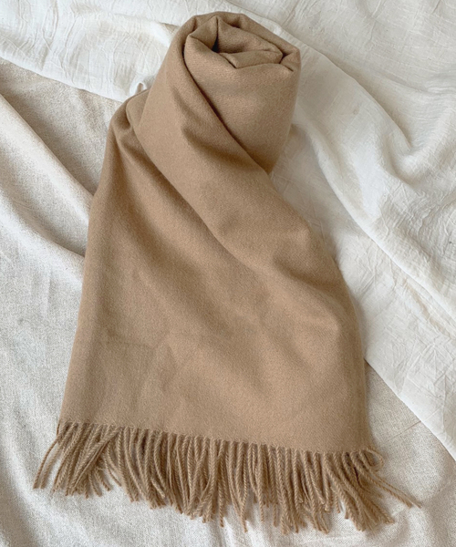 apres jour mignon（アプレジュールミニョン）の「【apresjour mignon×ARIAZ】カシミヤタッチウールストール（ストール/ショール・レディース・ベージュ/カーキ/アイボリー/スモークグレー・ONESIZE）」の7枚目の写真