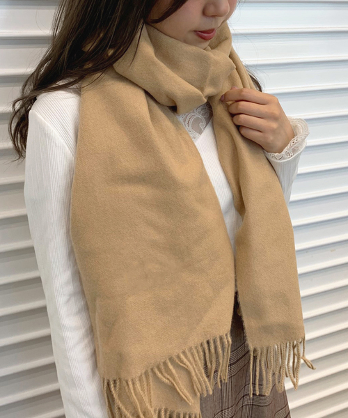 apres jour mignon（アプレジュールミニョン）の「【apresjour mignon×ARIAZ】カシミヤタッチウールストール（ストール/ショール・レディース・ベージュ/カーキ/アイボリー/スモークグレー・ONESIZE）」の5枚目の写真