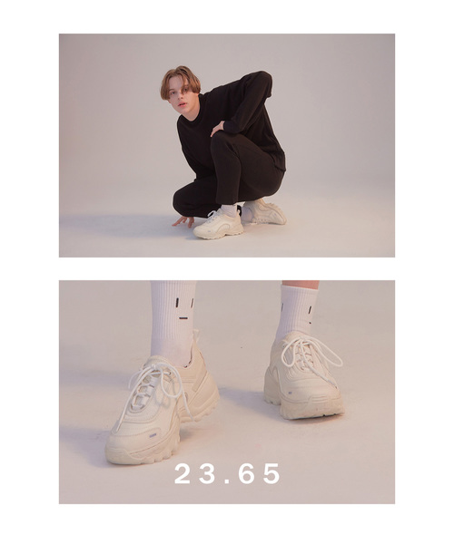 23.65（イーシプサムチョンユクオ）の「23.65（イーシプサムチョンユクオ)ARON 20スニーカー（スニーカー・メンズ・ホワイト/ブラック・24/27）」の17枚目の写真