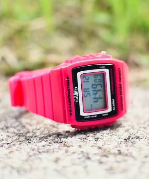 CASIO(カシオ)の「/CASIO(カシオ)/スタンダードデジタル(デジタル腕時計・レディース・ホワイト/ブラック/ホワイト系その他/ブラック系その他/パープル/ブルー/ピンク/ネイビー・FREE)」の11枚目の写真
