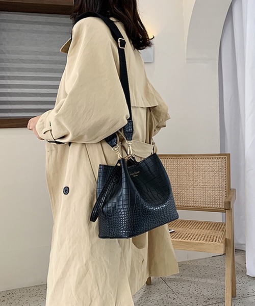 TABI PAL（タビパル）の「クロコ型押し 2WAY ショルダーバッグ 巾着袋（ショルダーバッグ・レディース・ブルー/グリーン/ブラウン/ブラック/ベージュ・FREE）」の10枚目の写真
