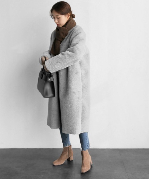 おしゃれスタ(オシャレスタ)の「【OSHARESTA★TOKYO】Lovely ボアノーカラーロングコート◆(ムートンコート・レディース・ピンク/イエロー/グレー/オフホワイト/パープル/ベージュ/レオパード・L/M)」の20枚目の写真