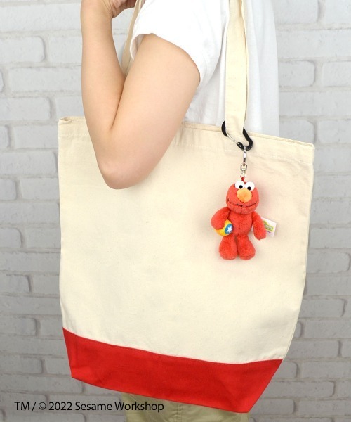 nici(ニキ)の「NICI/セサミストリート/ビーンバッグ エルモ 10cm(キーホルダー・レディース・レッド・ONE SIZE)」の12枚目の写真