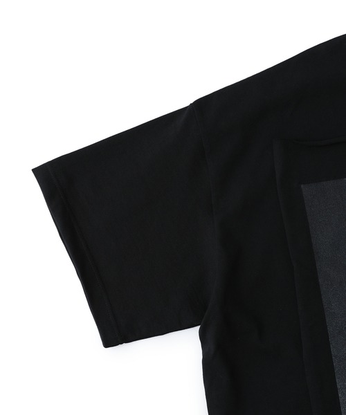 JOHN LAWRENCE SULLIVAN（ジョンローレンスサリバン）の「【JOHN LAWRENCE SULLIVAN】フォトプリントオーバーサイズティーシャツ / 5A013-0320-27（Tシャツ/カットソー・メンズ・ブラック/ホワイト・X-SMALL/MEDIUM/LARGE）」の7枚目の写真