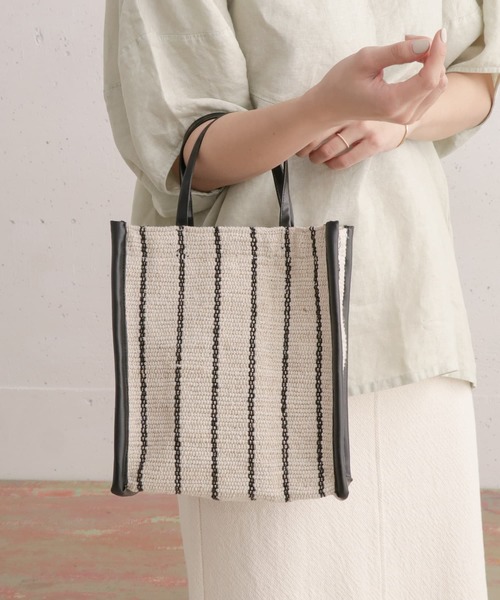 URBAN RESEARCH DOORS（アーバンリサーチドアーズ）の「サイドパイピングバッグ（ハンドバッグ・レディース・ストライプ/チェック・ONE）」の9枚目の写真