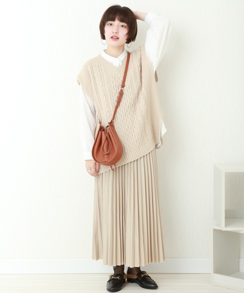 n'ee-ne（ネーネ）の「コットンケーブル編地切替ベスト（ベスト・レディース・モカ/ベージュ/オフホワイト/カーキ・FREE）」の19枚目の写真