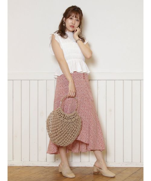 dazzlin（ダズリン）の「スモールフラワーフレアスカート（スカート・レディース・ブラック/レッド・SMALL/MEDIUM）」の7枚目の写真