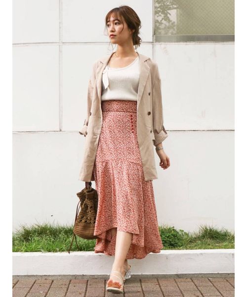 dazzlin（ダズリン）の「スモールフラワーフレアスカート（スカート・レディース・ブラック/レッド・SMALL/MEDIUM）」の9枚目の写真