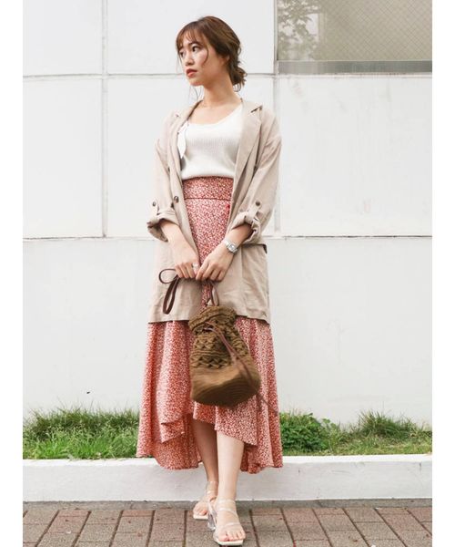 dazzlin（ダズリン）の「スモールフラワーフレアスカート（スカート・レディース・ブラック/レッド・SMALL/MEDIUM）」の12枚目の写真