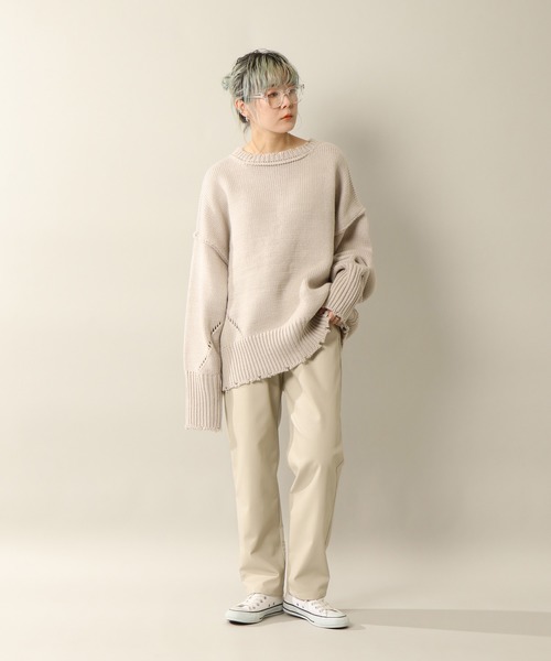 notch.（ノッチ）の「フェイクレザータックテーパードパンツ（その他パンツ・レディース・ブラック/オフホワイト/グリーン・M/TM）」の6枚目の写真