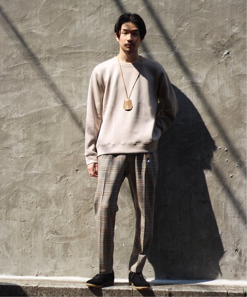 417 EDIFICE（フォーワンセブンエディフィス）の「◆ライトダンボール クルーネック（スウェット・メンズ・ベージュ/ネイビー/ブラウン/グリーン・SMALL/MEDIUM/LARGE）」の20枚目の写真