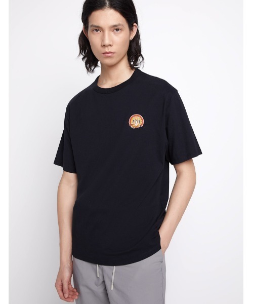 MAISON KITSUNEメゾンキツネFloral Print Logo T-Shirt Tシャツ Maison Kitsune（メゾンキツネ）の「TEE-SHIRT FLOWER FOX PATCH