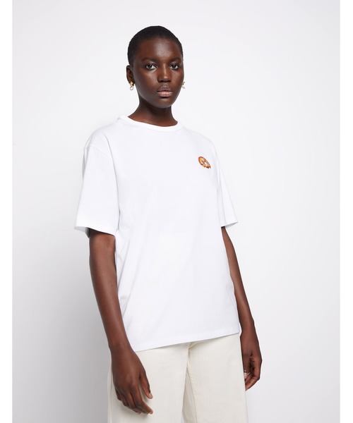 Maison Kitsune（メゾンキツネ）の「TEE-SHIRT FLOWER FOX PATCH