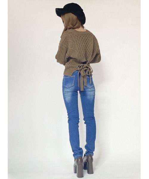 one way（ワンウェイ）の「バックリボンケーブルニット（ニット/セーター・レディース・ライトピンク/ホワイト/ベージュ/ダークブラウン・FREE）」の7枚目の写真