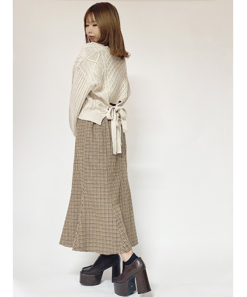 one way（ワンウェイ）の「バックリボンケーブルニット（ニット/セーター・レディース・ライトピンク/ホワイト/ベージュ/ダークブラウン・FREE）」の10枚目の写真