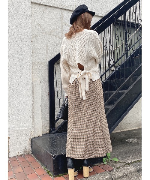 one way（ワンウェイ）の「バックリボンケーブルニット（ニット/セーター・レディース・ライトピンク/ホワイト/ベージュ/ダークブラウン・FREE）」の11枚目の写真