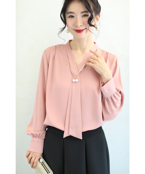 cawaii（カワイイ）の「2粒パールが揺れるネックタイブラウストップス（シャツ/ブラウス・レディース・ピンク・FREE）」の19枚目の写真