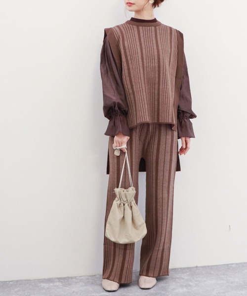 archives(アルシーヴ)の「ストライプジャガードニットベスト(ニット/セーター・レディース・ブラック/グリーン/モカ・MEDIUM)」の6枚目の写真