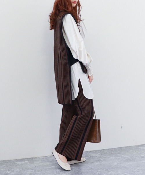 archives(アルシーヴ)の「ストライプジャガードニットベスト(ニット/セーター・レディース・ブラック/グリーン/モカ・MEDIUM)」の9枚目の写真