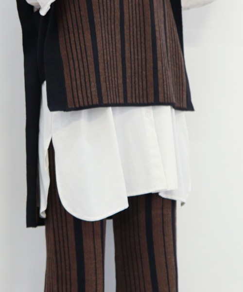 archives(アルシーヴ)の「ストライプジャガードニットベスト(ニット/セーター・レディース・ブラック/グリーン/モカ・MEDIUM)」の20枚目の写真