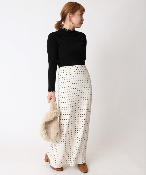 U by SPICK&SPAN（ユーバイスピックアンドスパン）の「≪追加≫サテンスカート 2◆（スカート・レディース・ホワイト/ブラウン系その他4・38/36/34）」の5枚目の写真