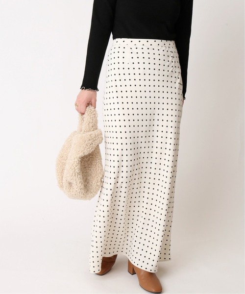 U by SPICK&SPAN（ユーバイスピックアンドスパン）の「≪追加≫サテンスカート 2◆（スカート・レディース・ホワイト/ブラウン系その他4・38/36/34）」の6枚目の写真