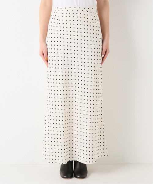 U by SPICK&SPAN（ユーバイスピックアンドスパン）の「≪追加≫サテンスカート 2◆（スカート・レディース・ホワイト/ブラウン系その他4・38/36/34）」の12枚目の写真